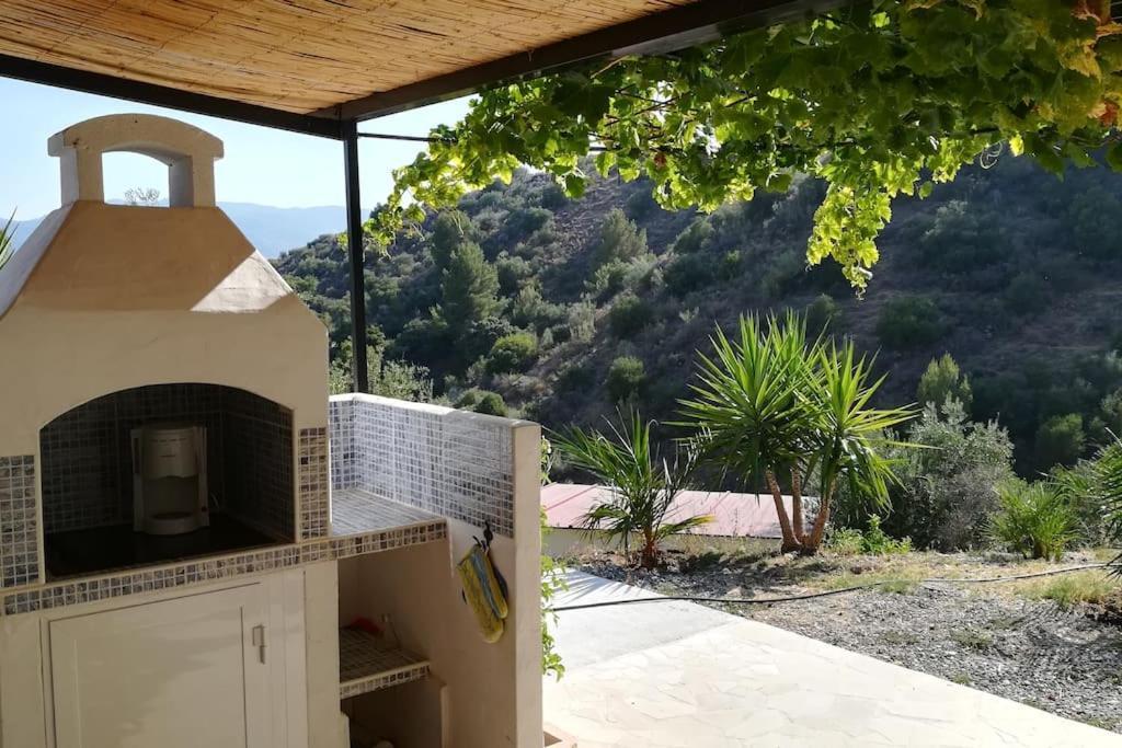 Tiny House 12M2 In Holiday Park With 55 M2 Pool Tolox Exteriér fotografie
